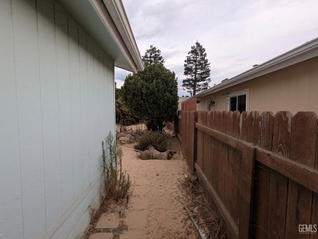 3386 Greenacre Drive, Santa Maria, CA 93455