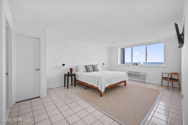 55 Ocean Avenue 3L, Monmouth Beach, NJ 07750