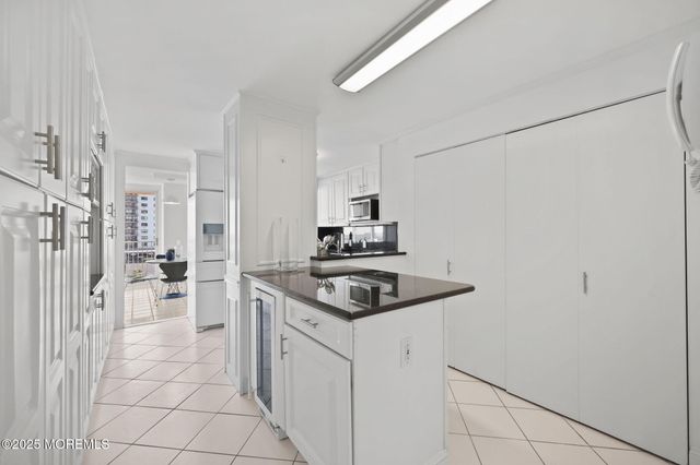 55 Ocean Avenue 3L, Monmouth Beach, NJ 07750