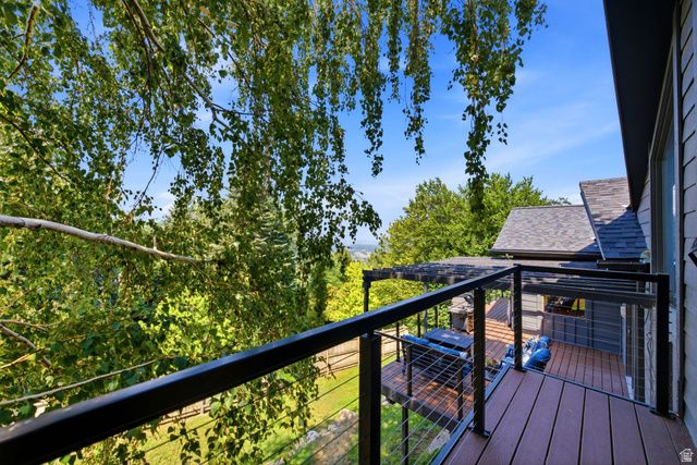 6458 S CANYON COVE DR, Holladay, UT 84121