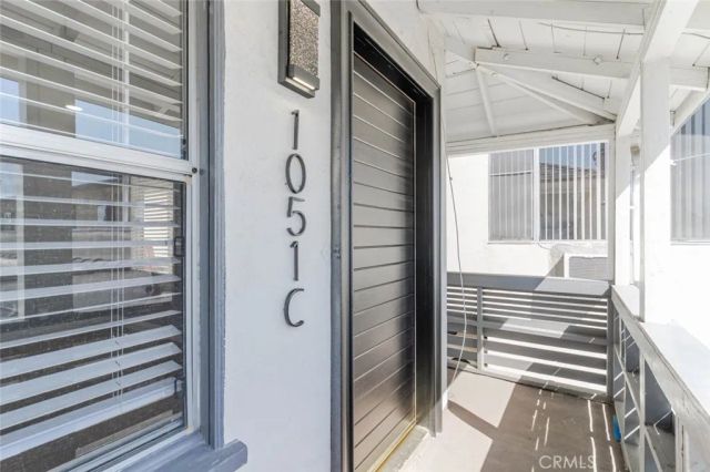 1051 Western Avenue C, Glendale, CA 91501