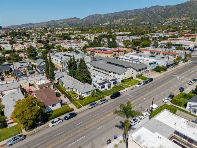 1051 Western Avenue C, Glendale, CA 91501