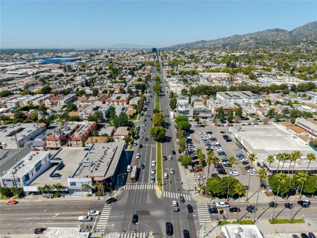 1051 Western Avenue C, Glendale, CA 91501