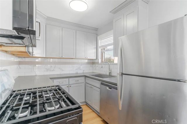 1051 Western Avenue C, Glendale, CA 91501