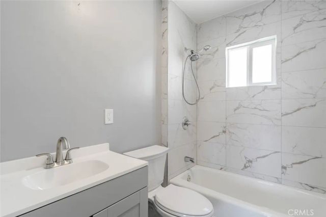 1051 Western Avenue C, Glendale, CA 91501