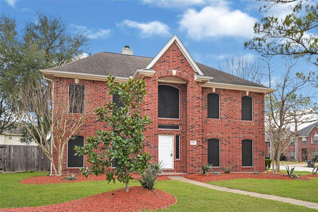 1503 Pine Ridge Lane, Pearland, TX 77581