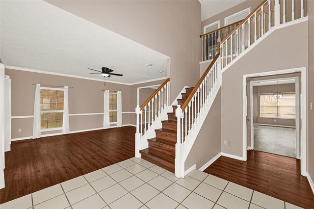 1503 Pine Ridge Lane, Pearland, TX 77581