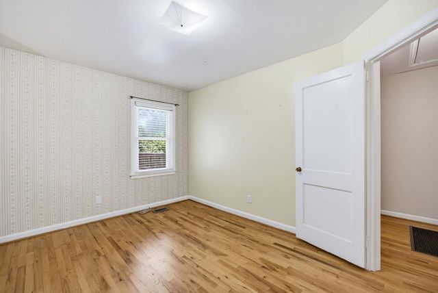 1024 Oakdale Drive SE, Smyrna, GA 30080