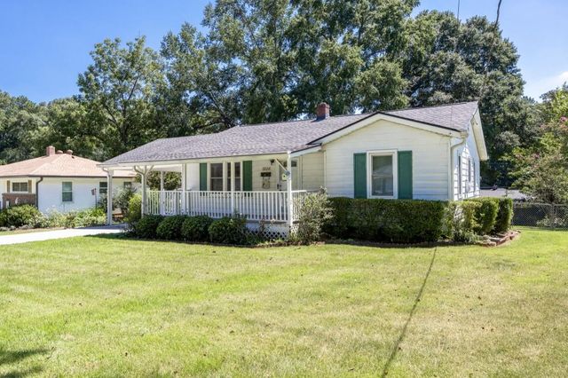 1024 Oakdale Drive SE, Smyrna, GA 30080