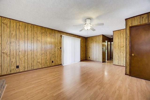 1024 Oakdale Drive SE, Smyrna, GA 30080
