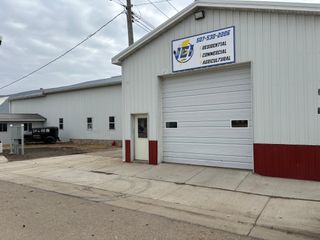 207 W Lincoln Street, Hendricks, MN 56136