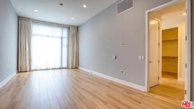 3223 W 6Th Street 207, Los Angeles, CA 90020