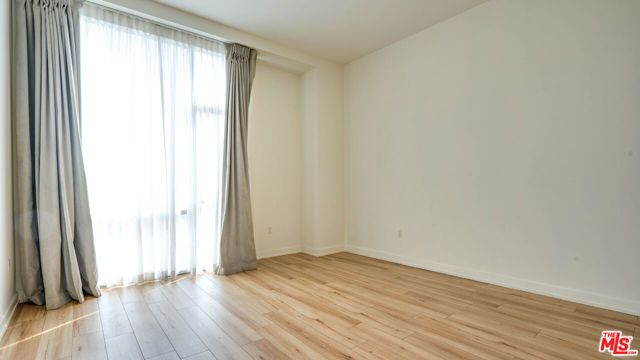 3223 W 6Th Street 207, Los Angeles, CA 90020