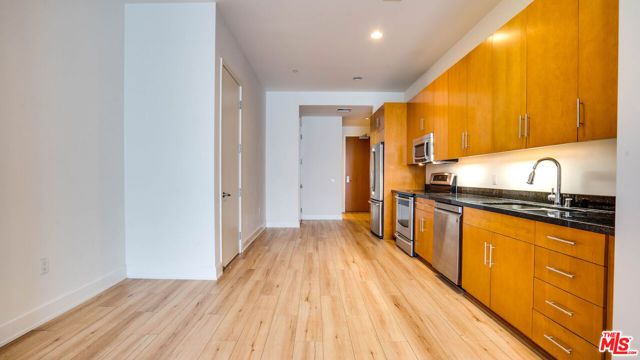 3223 W 6Th Street 207, Los Angeles, CA 90020