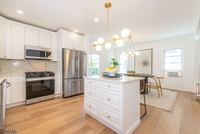 42 Wayne Ave, East Orange City, NJ 07018