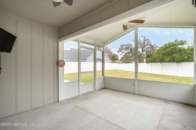 4427 GOODBYS HIDEAWAY Drive N, Jacksonville, FL 32217