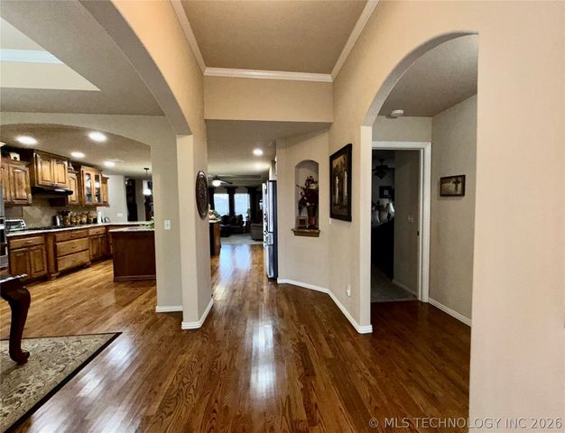 2103 S 1st Place, Broken Arrow, OK 74012