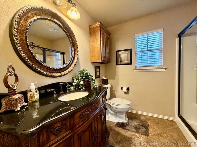 2103 S 1st Place, Broken Arrow, OK 74012