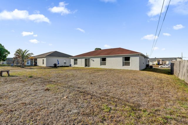 1020 SW Barbarosa Avenue, Port St. Lucie, Port St Lucie, FL 34953