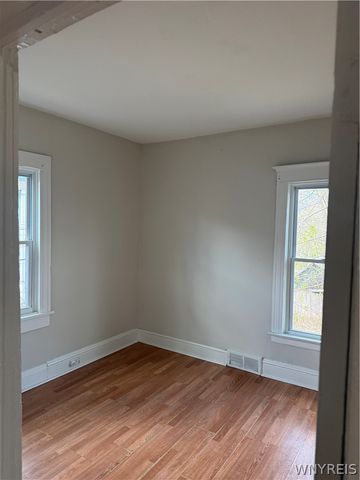 238 Oxford Avenue Upper, Buffalo, NY 14209
