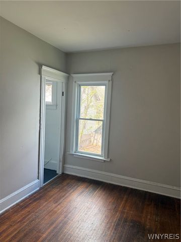 238 Oxford Avenue Upper, Buffalo, NY 14209