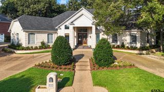 6804 Hollytree Cir., Tyler, TX 75703