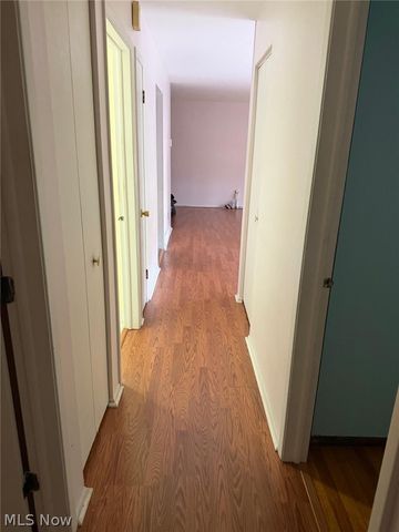 24880 Ridgeline Drive, Bedford Heights, OH 44146