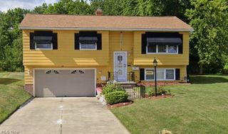 24880 Ridgeline Drive, Bedford Heights, OH 44146