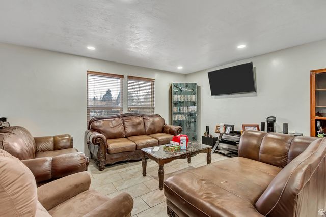 4668 W KATHLEEN AVE, West Valley City, UT 84120