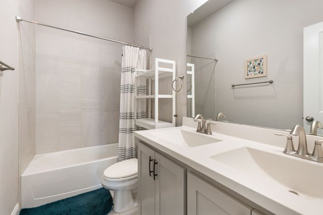 8900 Homestead Boulevard, Rowlett, TX 75089