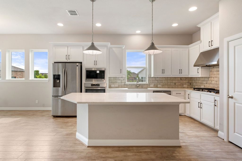 8900 Homestead Boulevard, Rowlett, TX 75089