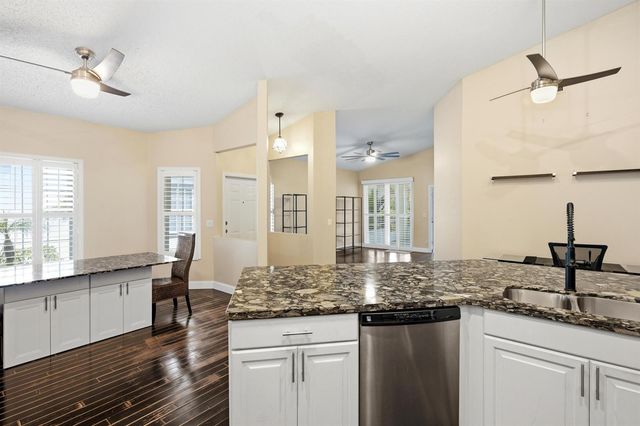 10725 Pelican Drive, Wellington, FL 33414