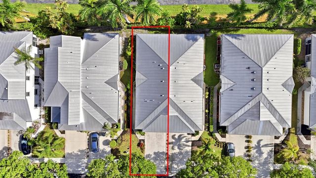 10725 Pelican Drive, Wellington, FL 33414