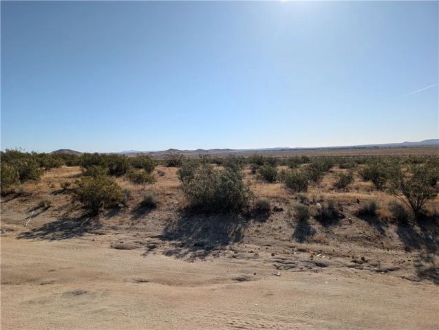 0 140th St, Edwards, CA 93523