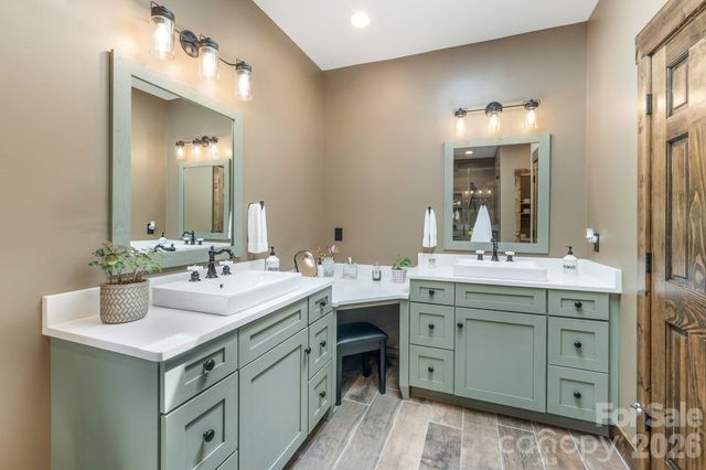 1009 Larkspur Trail, Banner Elk, NC 28604