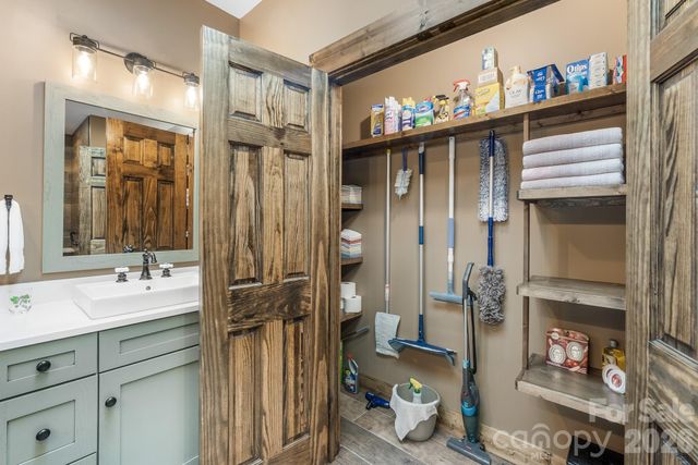 1009 Larkspur Trail, Banner Elk, NC 28604