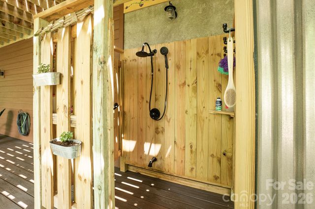 1009 Larkspur Trail, Banner Elk, NC 28604