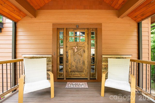 1009 Larkspur Trail, Banner Elk, NC 28604