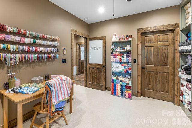 1009 Larkspur Trail, Banner Elk, NC 28604