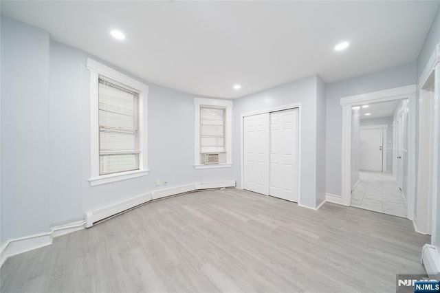 177 Seymour Avenue, Newark, NJ 07108