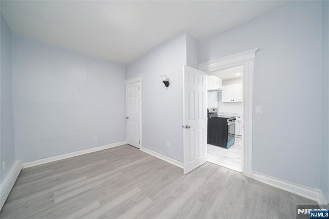 177 Seymour Avenue, Newark, NJ 07108