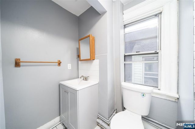177 Seymour Avenue, Newark, NJ 07108
