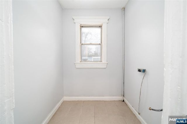 177 Seymour Avenue, Newark, NJ 07108