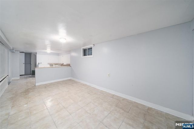 177 Seymour Avenue, Newark, NJ 07108