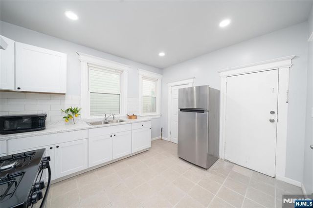 177 Seymour Avenue, Newark, NJ 07108