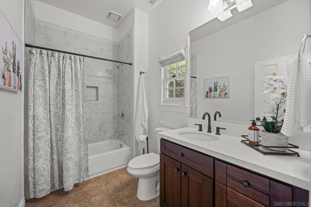 3412 Buena Creek Rd, Vista, CA 92084