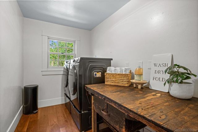 3412 Buena Creek Rd, Vista, CA 92084