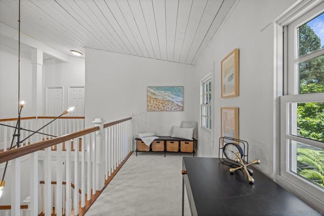 3412 Buena Creek Rd, Vista, CA 92084