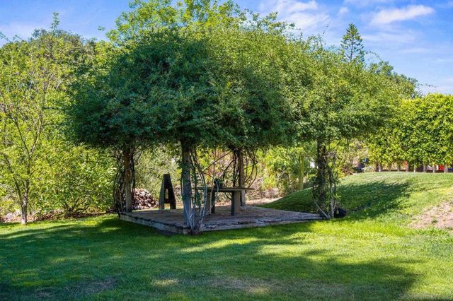 3412 Buena Creek Rd, Vista, CA 92084