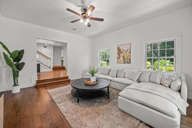 3412 Buena Creek Rd, Vista, CA 92084